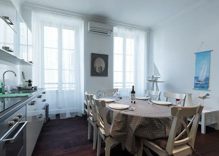 Appartement Prestige Apartment, Near The Beaches Nice