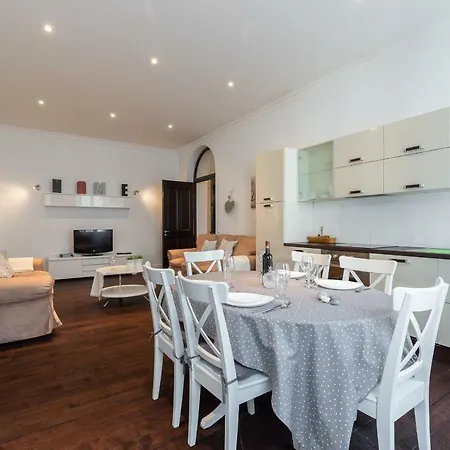 Prestige Apartment, Near The Beaches * Nizza